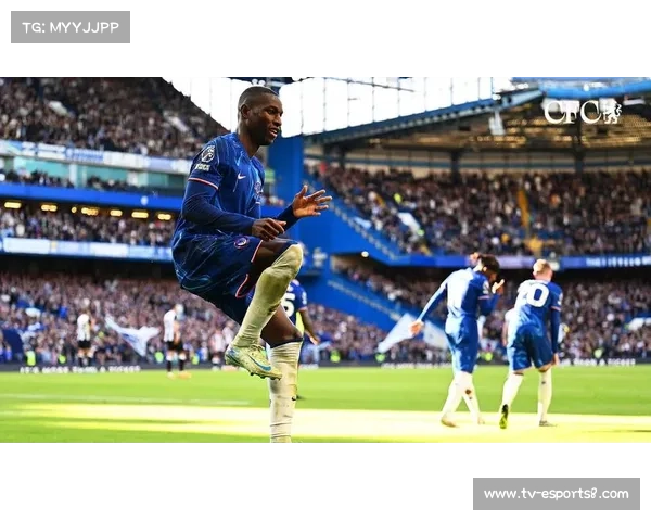 切尔西租借至拜仁的前锋杰克逊亮相慕尼黑