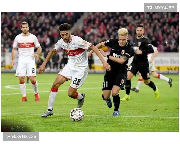 “奥格斯堡2-2弗赖堡，下半场四球对攻戏剧性收场”