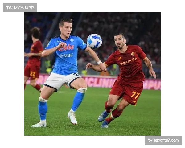 半场战报：斯特拉斯堡1-0领先南特，阿乔利点射破门